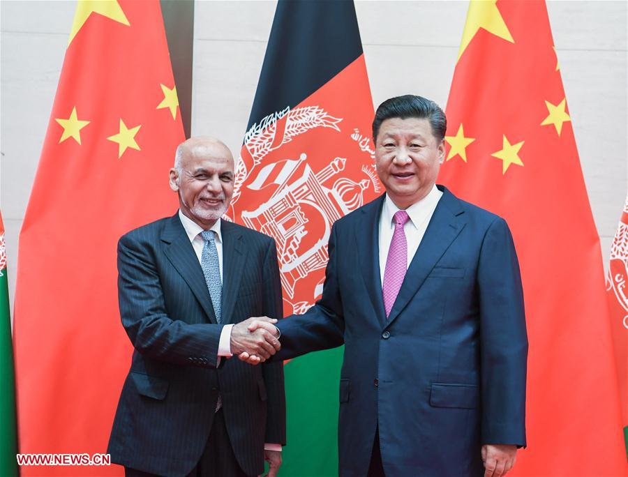 Xi pide cooperación más estrecha entre China y Afganistán