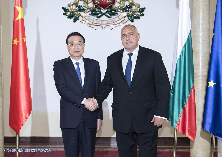 Premier chino pide intercambios más estrechos entre pueblos con Bulgaria