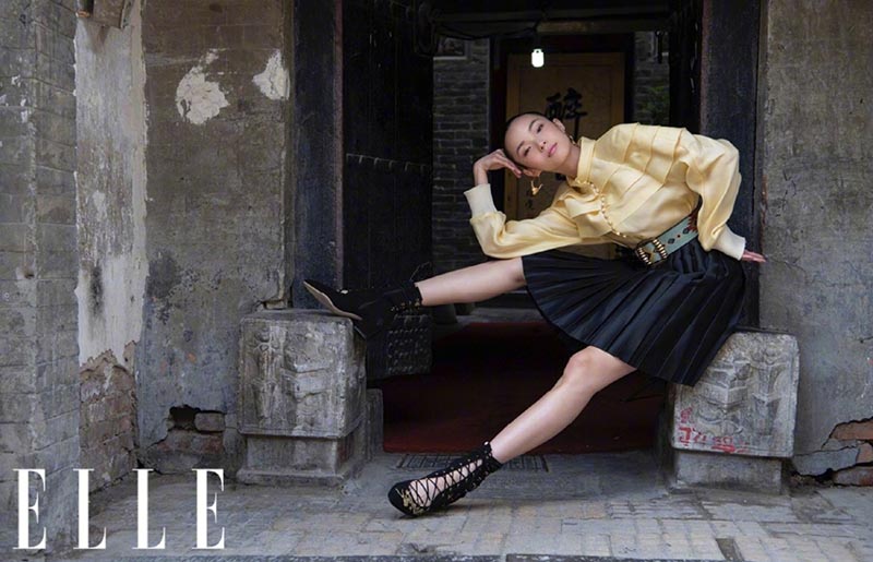La supermodelo Ju Xiaowen es portada de una revista de moda
