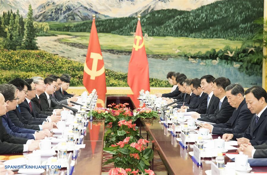 Alto funcionario de PCCh pide a China y Vietnam convertir consensos en acciones