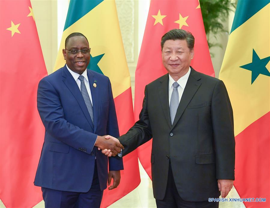 Xi se reúne con presidente senegalés