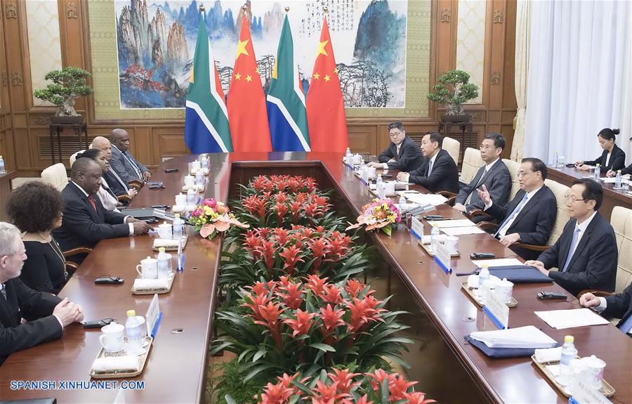 Primer ministro chino se reúne con presidente sudafricano