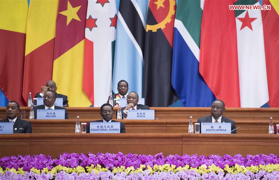 Xi avanza que China implementará ocho grandes iniciativas relacionadas con países africanos