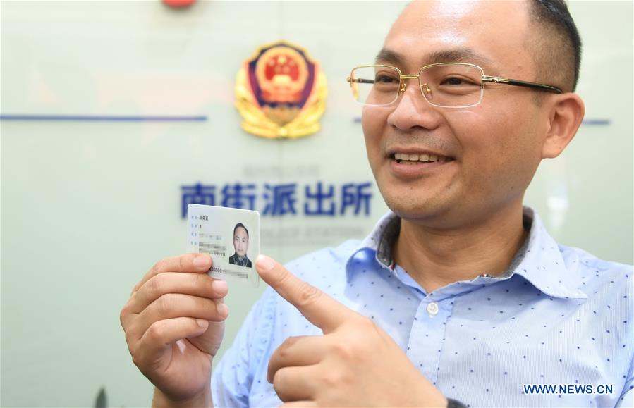 Otorgan permisos de residencia a taiwaneses que viven en China continental