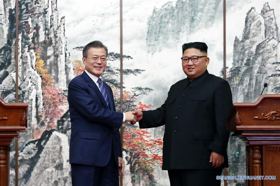 Líderes de las dos Coreas acuerdan desnuclearización de la península durante cumbre de Pyongyang