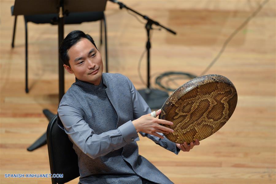 Orquesta Tradicional de Shanghai deleita al público mexicano con un recital de música tradicional china
