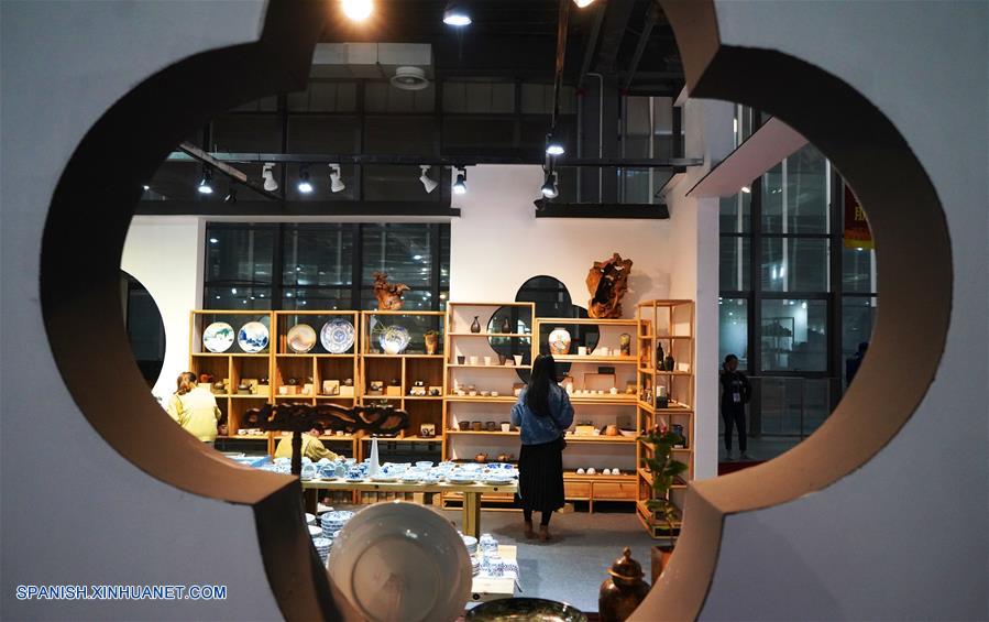Feria internacional de cerámica inaugurada en capital china de la porcelana