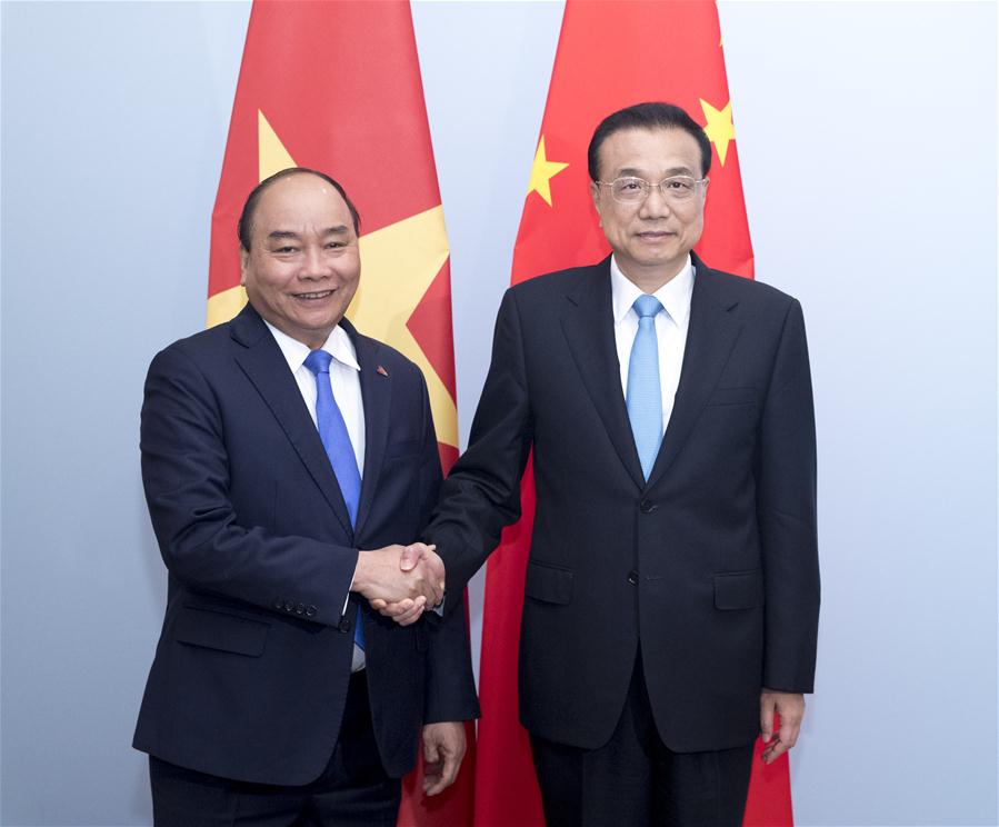 China y Vietnam buscan cooperación industrial y comercial más estrecha