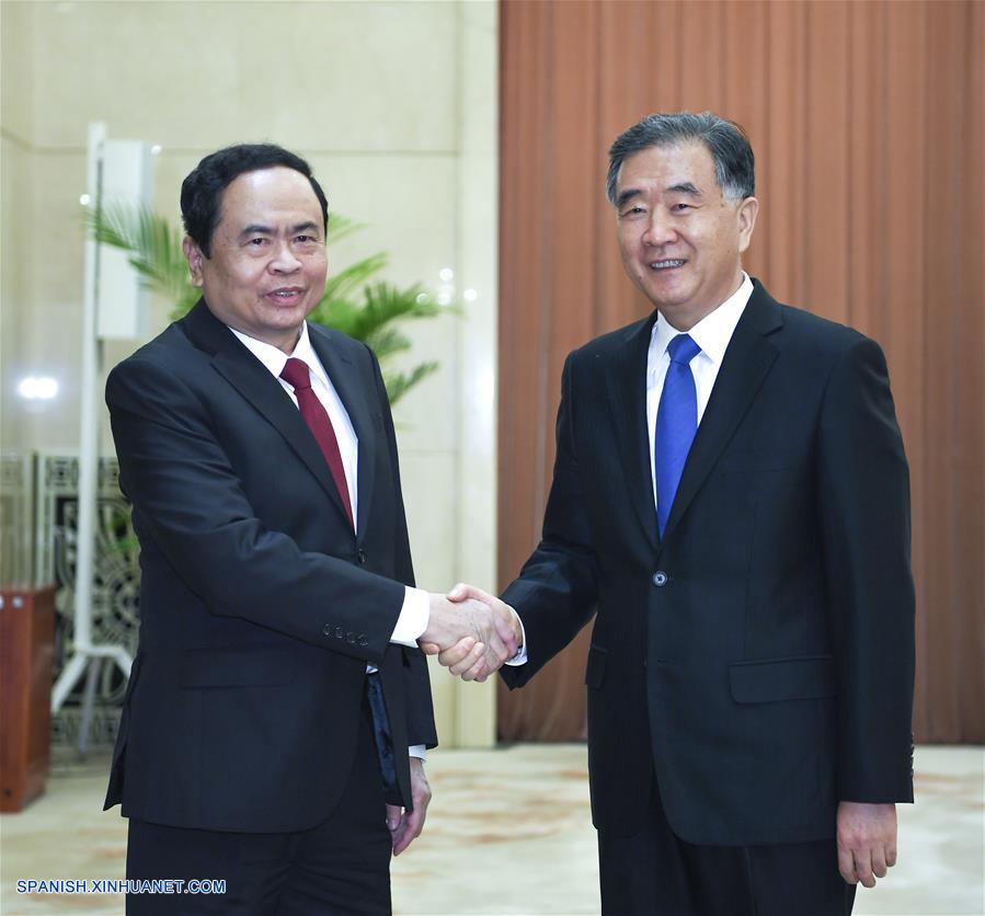 Líderes chinos se reúnen con presidente de Frente de la Patria de Vietnam