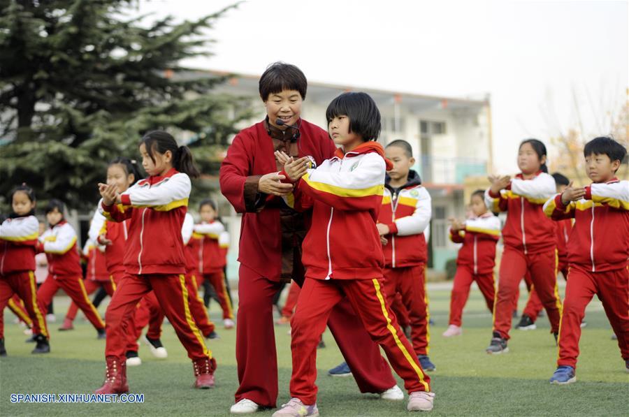 Hebei: Escuela primaria en Hebei organiza actividades para dar a conocer la cultura tradicional