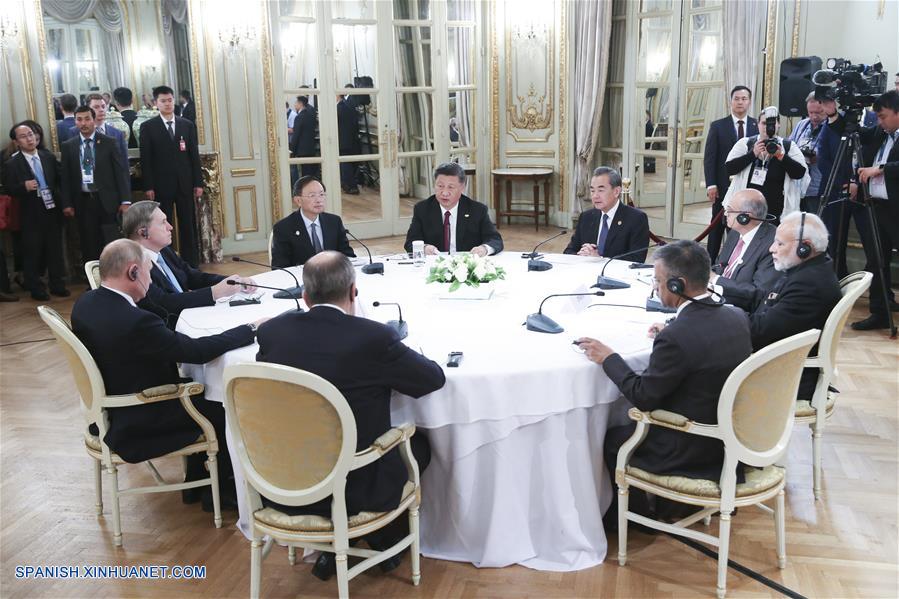 Xi, Putin y Modi acuerdan aumentar cooperación trilateral