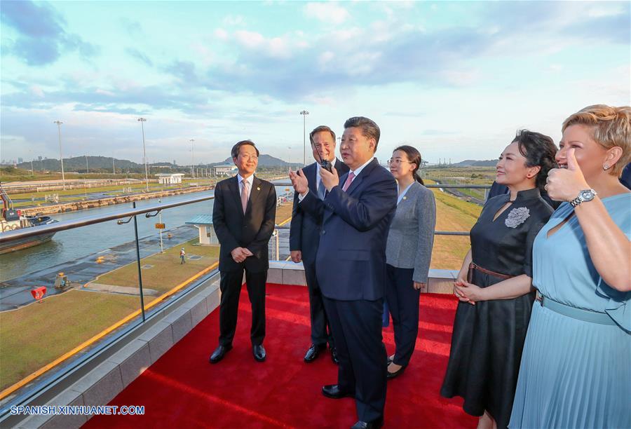 Presidente chino visita nuevas esclusas del Canal de Panamá