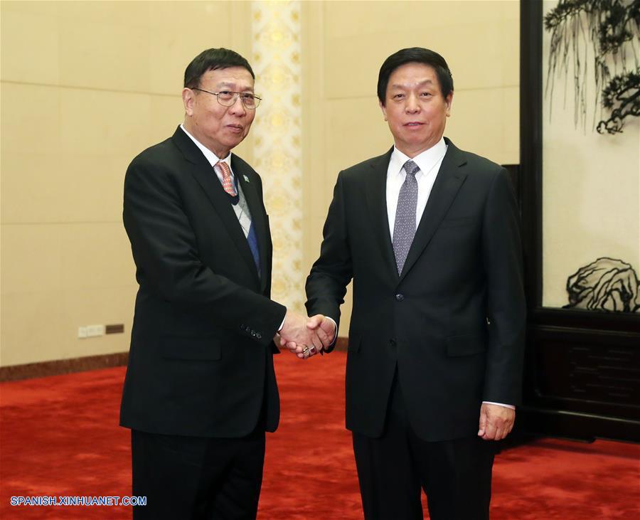 Máximo legislador de China conversa con presidente de Parlamento de Tailandia