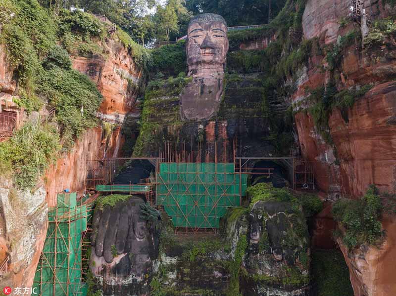 El Gran Buda de Leshan entra en reparación