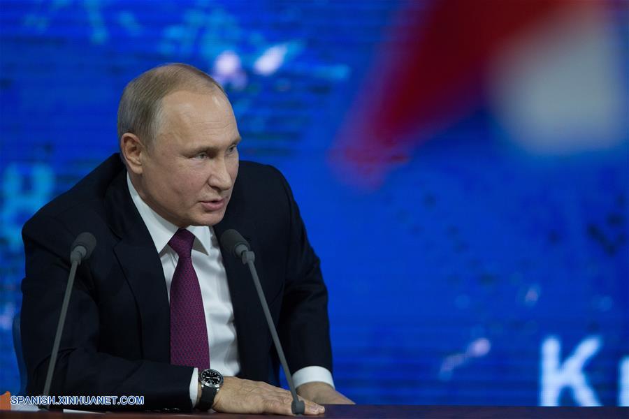 Economía de Rusia crece 1,7 por ciento en primeros 10 meses del año, indica Putin