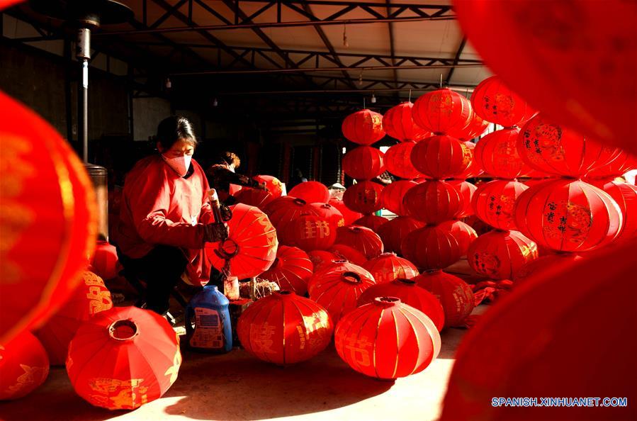 Famosas linternas rojas en Gaocheng