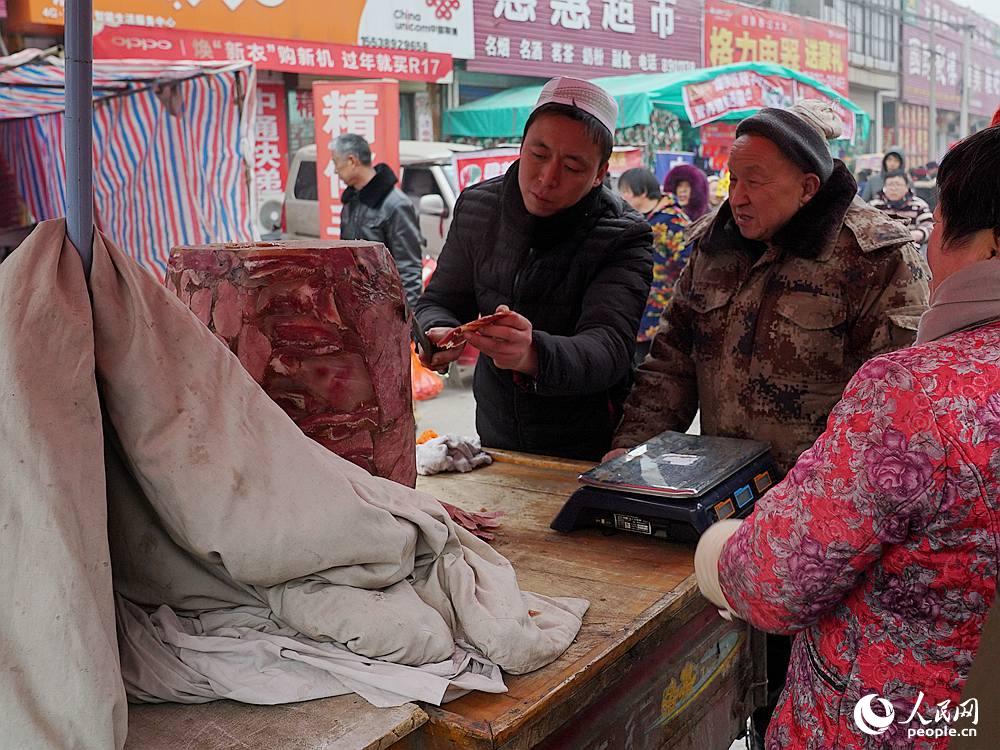 Puesto de carne de ternera. (Reportero Huangfu Wanli)