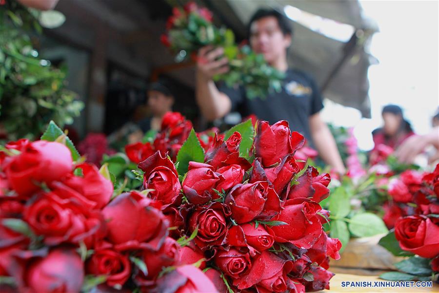 Flores para Día de San Valentín en Filipinas