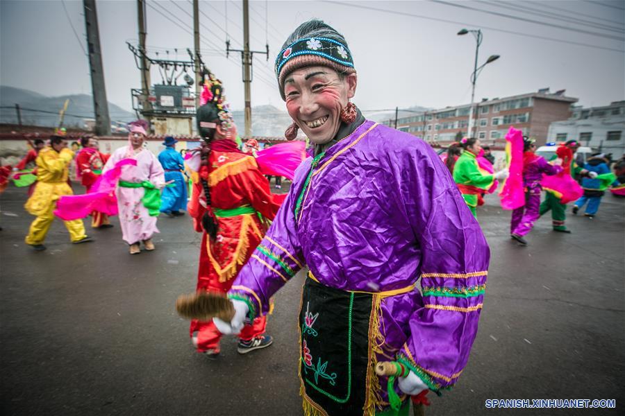 Danzas folclóricas en China