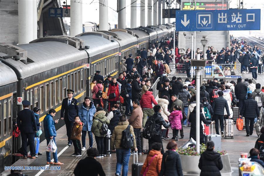 Los viajes en ferrocarril en China se incrementan después de las vacaciones por la Fiesta de Primavera