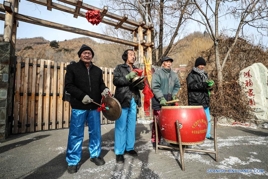 Tradicional interpretación shehuo en Liaoning, China