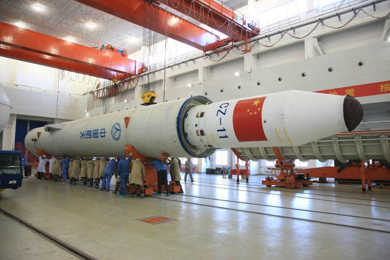 Nuevo propulsor sólido para cohetes espaciales chinos completa prueba
