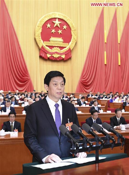 (Dos sesiones) Máximo órgano legislativo de China comienza segunda reunión plenaria de la sesión anual