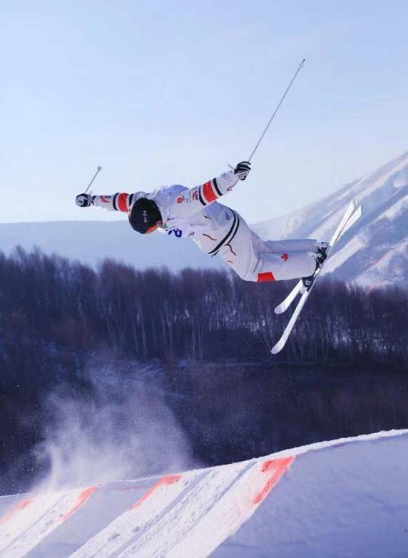 El 15 y 16 de diciembre del 2018, se celebró la Copa Mundial FIS 2018/2019 de Esquí Alpino en el distrito de Chongli , Zhangjiakou, provincia de Hebei. La Copa Mundial FIS de Esquí Alpino es un evento internacional de clase A. También es la tercera edición consecutiva organizada en el distrito de Chongli, en Zhangjiakou. (Foto: web oficial del Comité de los Juegos Olímpicos de Invierno de Beijing)