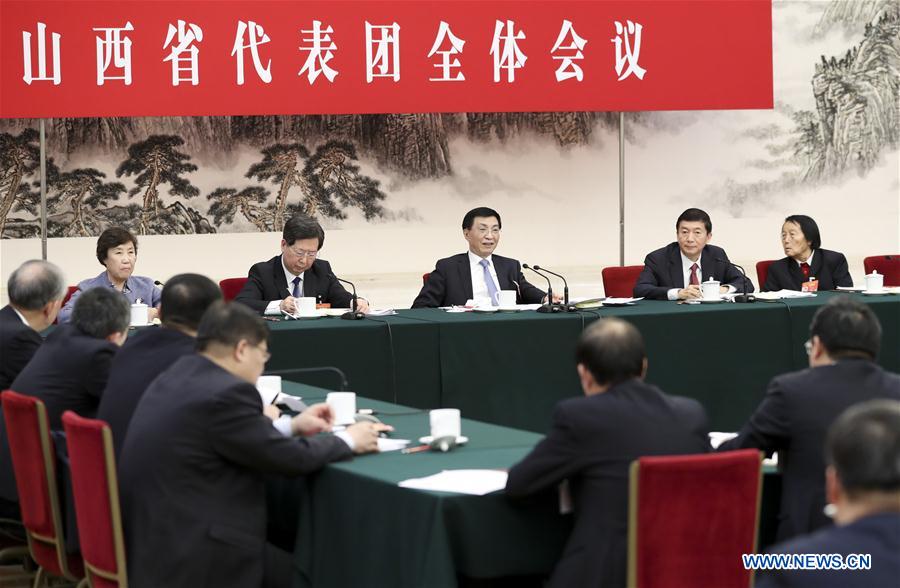 (Dos sesiones) Líderes chinos asisten a deliberaciones en sesión legislativa anual