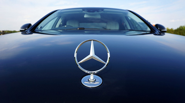 El conflicto con la Mercedes Benz evidencia la necesidad de proteger los derechos de los consumidores chinos