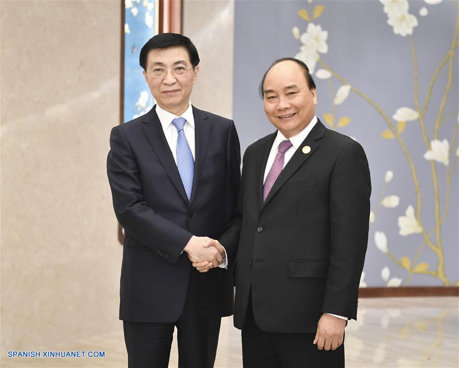 (Franja y Ruta) Alto funcionario de PCCh se reúne con primer ministro de Vietnam