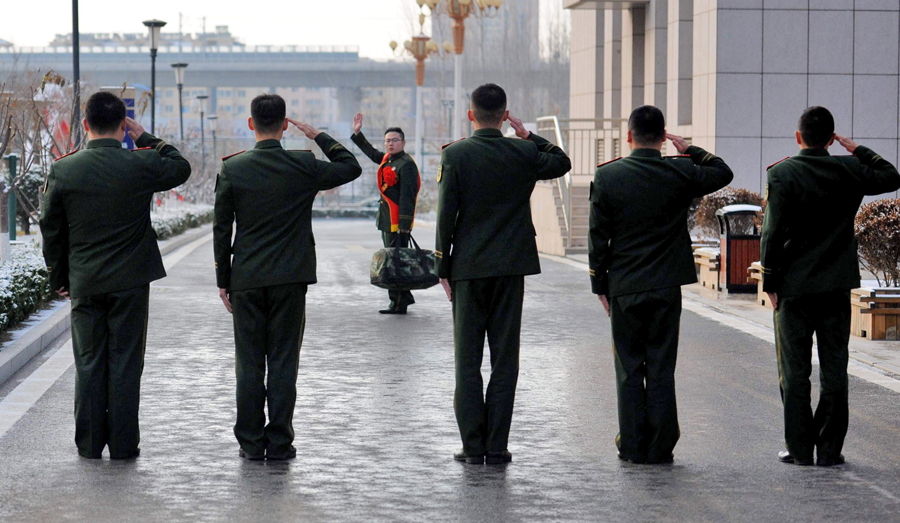 China mejora el bienestar de los soldados retirados