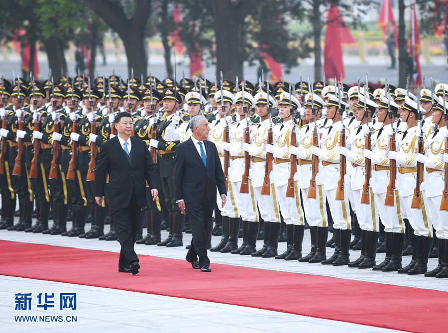 Xi sostiene conversaciones con presidente portugués