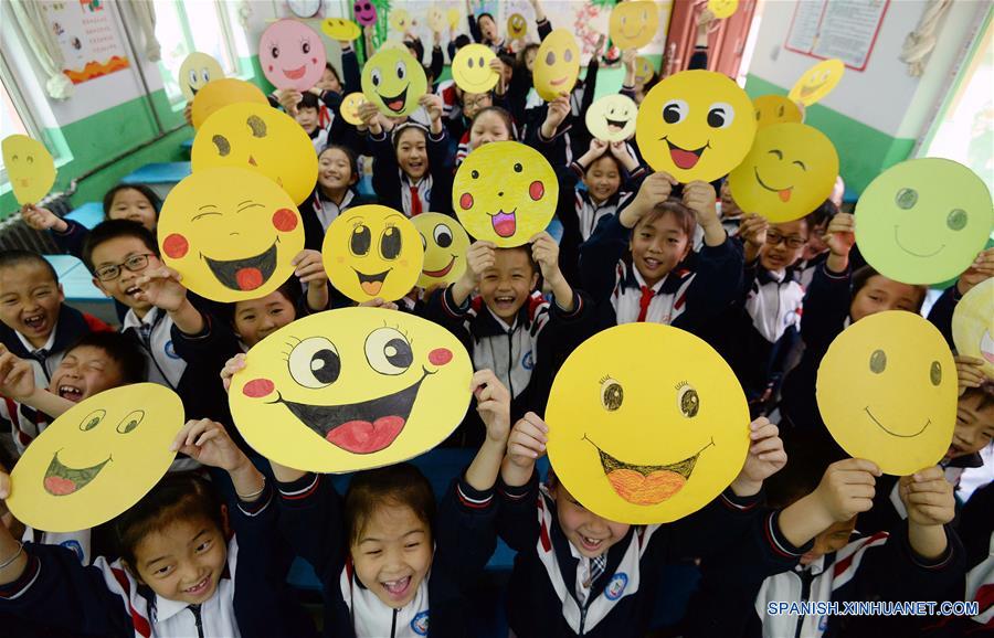 Celebran Día Mundial de la Sonrisa en China