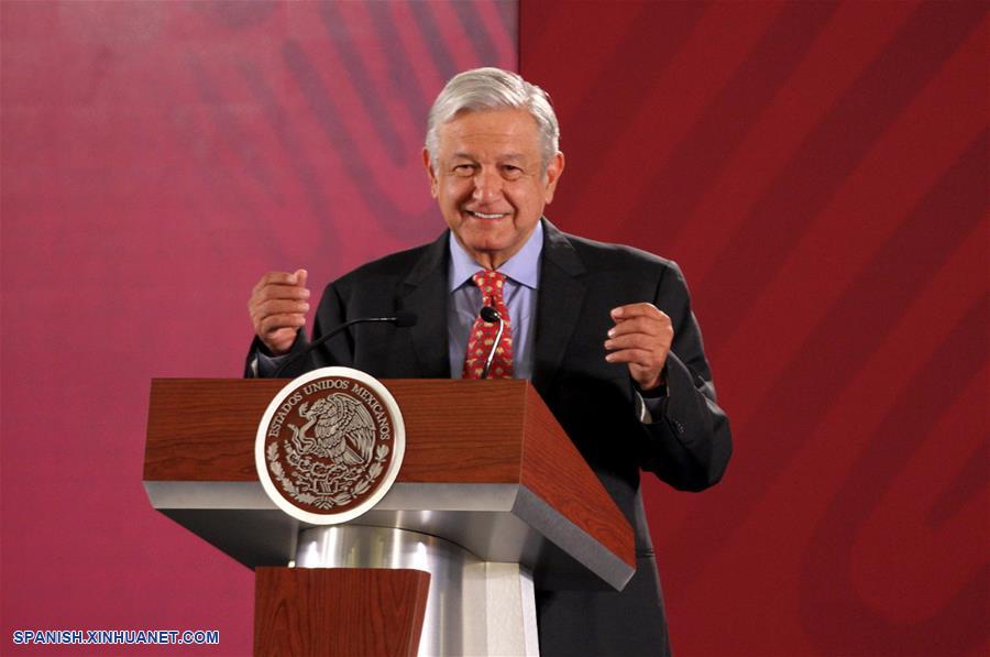 Presidente de México reitera deseo de mantener buenas relaciones con EEUU
