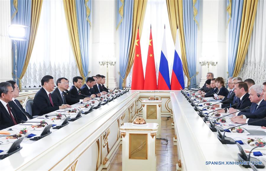 El presidente chino, Xi Jinping, se reúne con el primer ministro ruso, Dmitry Medvedev en Moscú, capital de Rusia, el 6 de junio de 2019. (Xinhua/Yao Dawei)