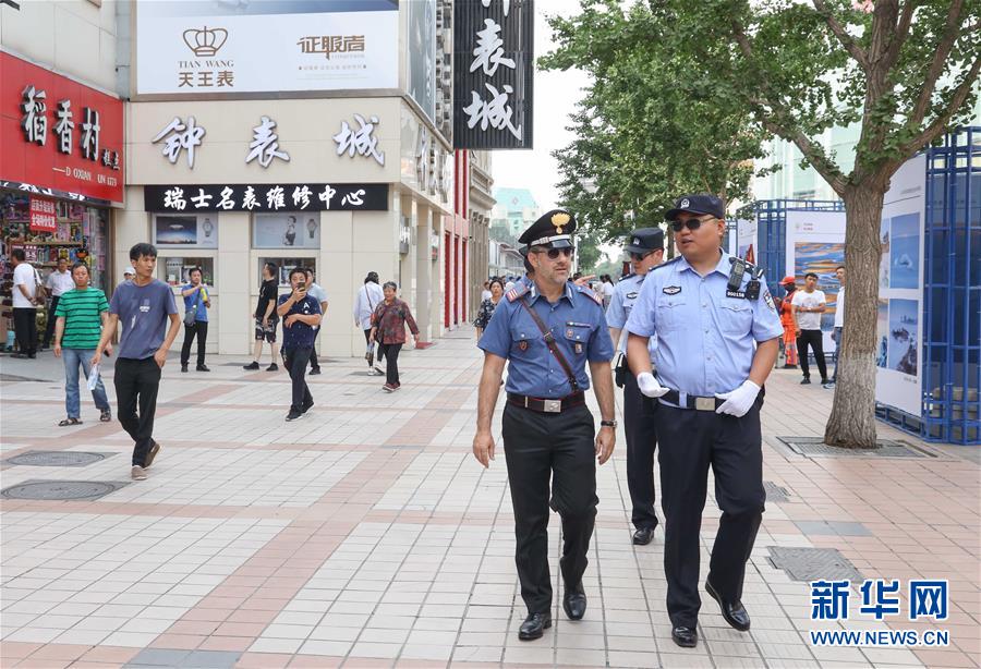 Policía de China e Italia lanzan la tercera patrulla conjunta en China