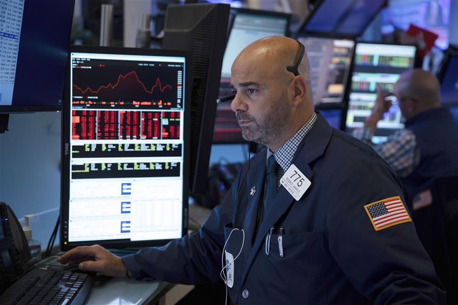 Wall Street cierra a la baja por temor a recesión
