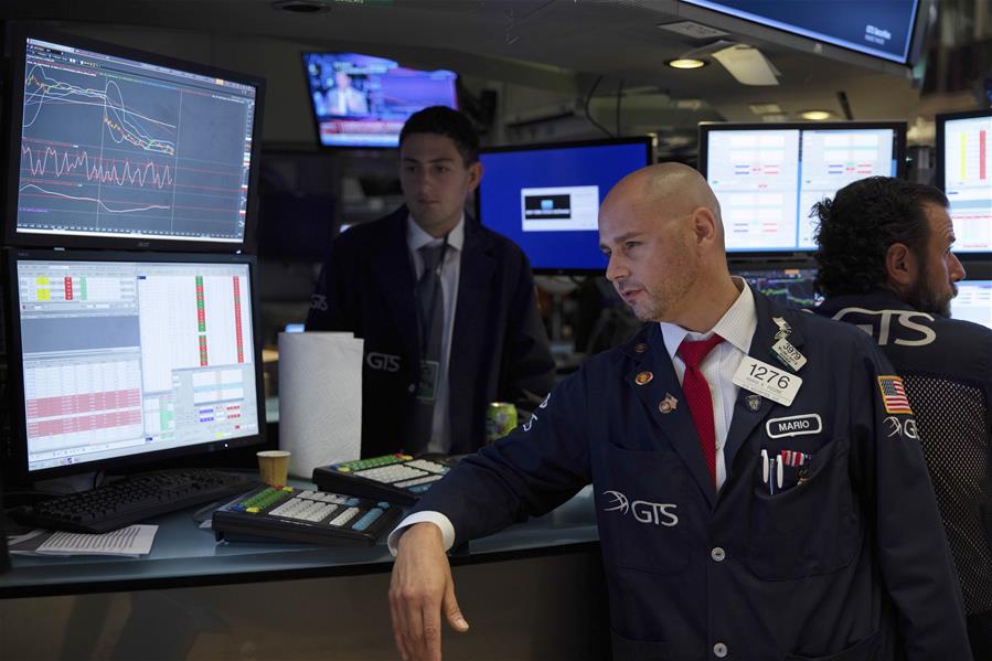 Wall Street cierra a la baja por temor a recesión