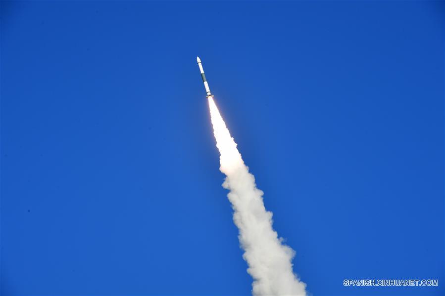 Cohete KZ-1A de China lanza dos satélites
