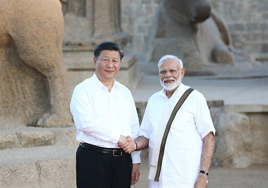 Xi y Modi se reúnen para promover aprendizaje mutuo China-India para prosperidad compartida