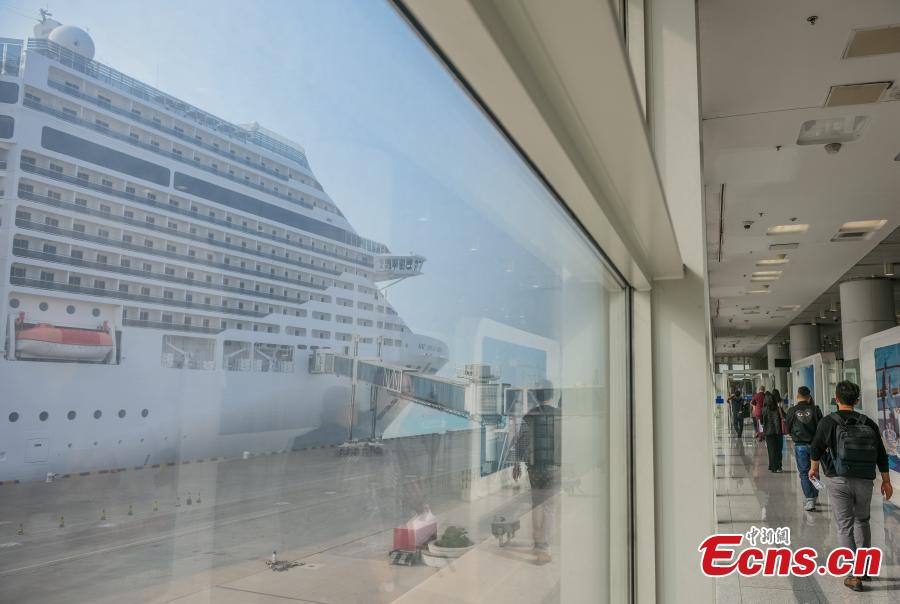 El crucero MSC Splendida atraca en Tianjin