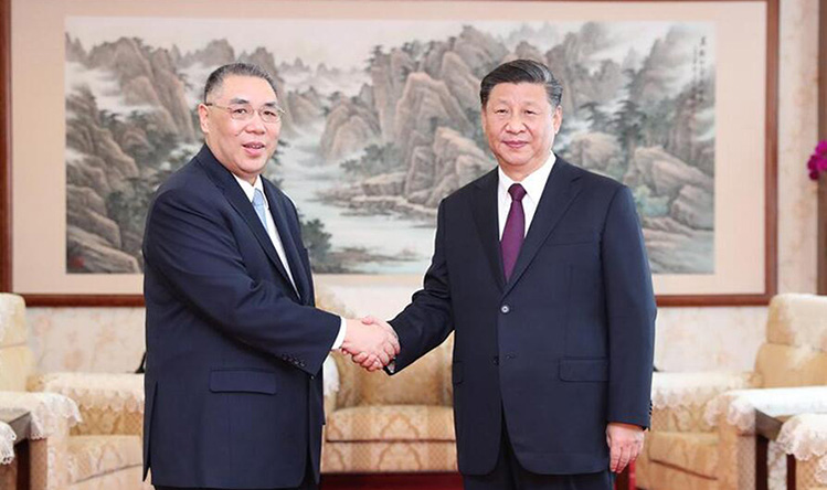 Presidente Xi se reúne con jefe ejecutivo de RAE de Macao