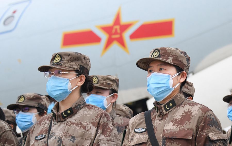 Fuerza Aérea destina 11 aviones de transporte para movilizar a médicos y suministros a Wuhan