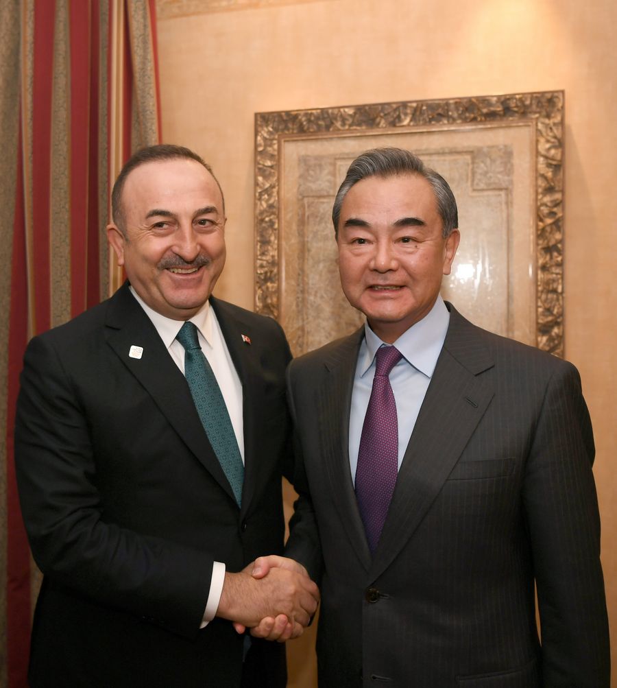 Ministros de Exteriores de China y Turquia se reúnen en Múnich