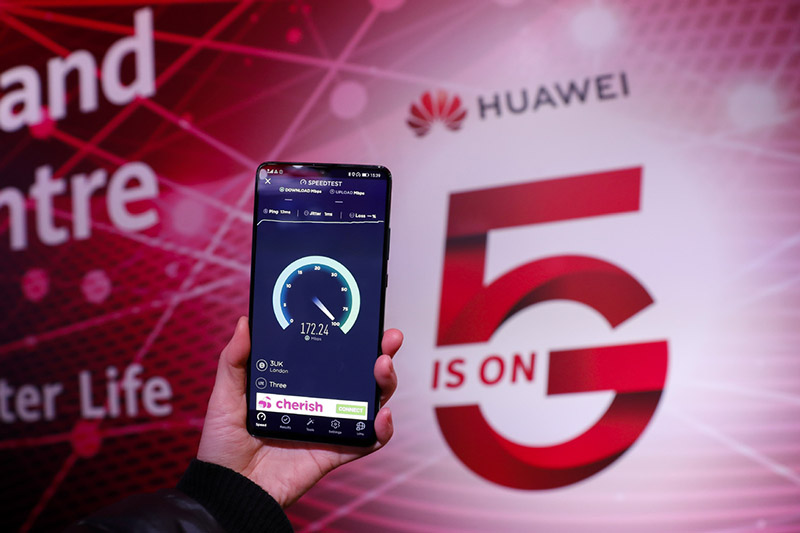 Diplomática china desestima acusaciones contra Huawei durante la Conferencia de Seguridad de Munich