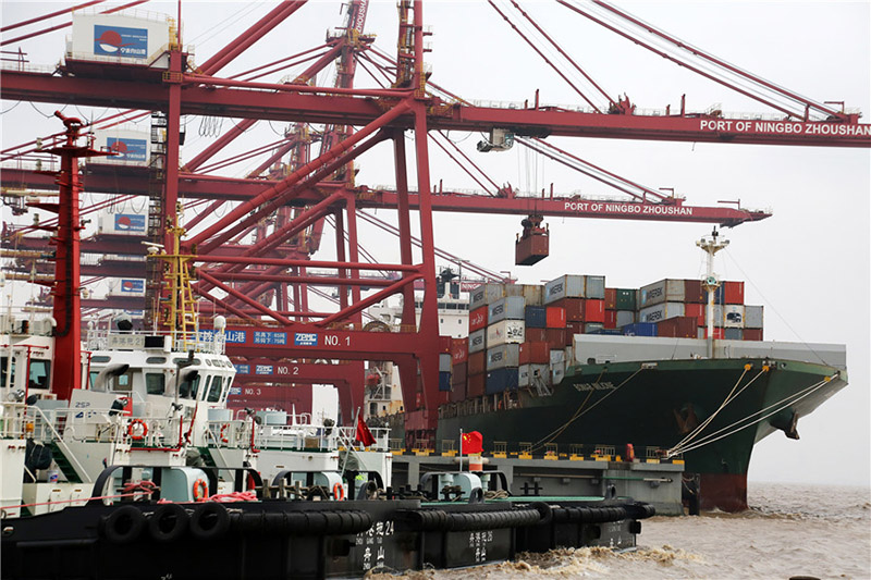 La Administración General de Aduanas de China anuncia medidas para estabilizar el comercio