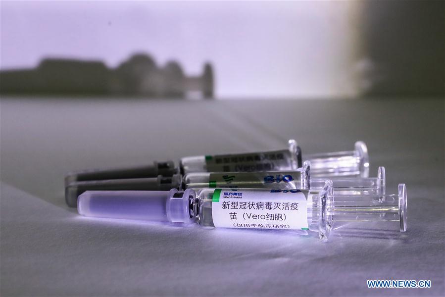 China autoriza pruebas clínicas de tres vacunas para COVID-19