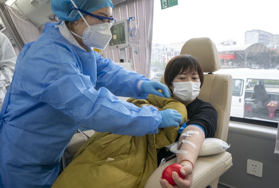 Más de 500 pacientes de COVID-19 son tratados con plasma convaleciente en Wuhan