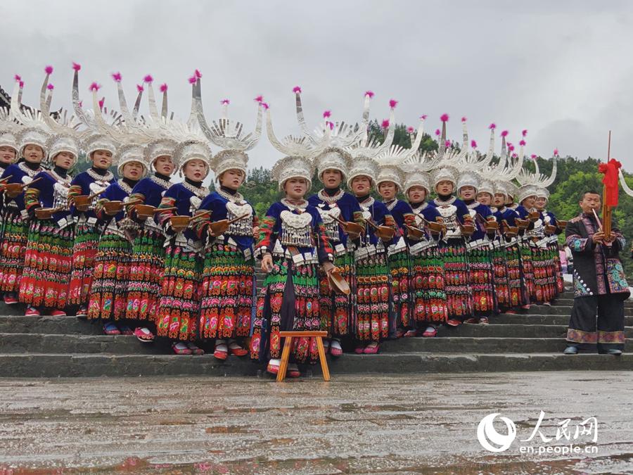 Con una población de más de siete millones de habitantes, el pueblo Miao forma una de las minorías étnicas más grandes del suroeste de China. (Foto: Pueblo en Línea/ Kou Jie)